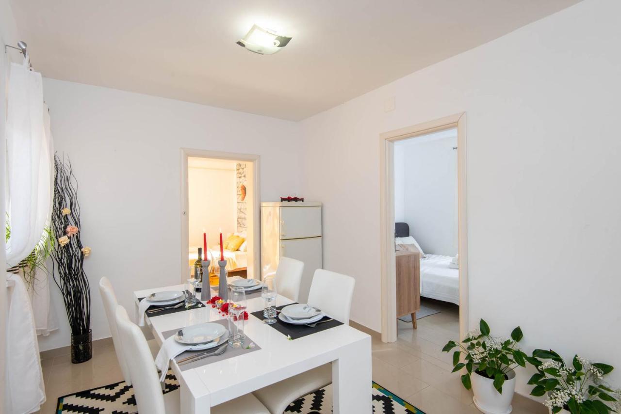Apartments Lenka Orebić Esterno foto